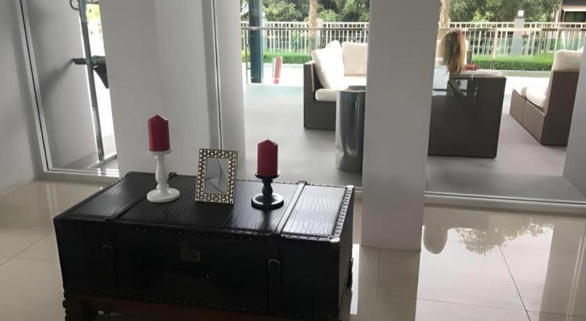 Chaisaeng Villa Singburi Extérieur photo