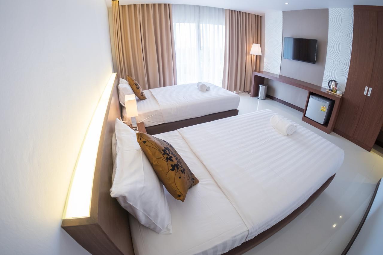 Chaisaeng Villa Singburi Extérieur photo